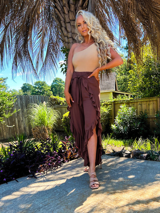 Chestnut Ruffle Pants - The Lush Kiwi